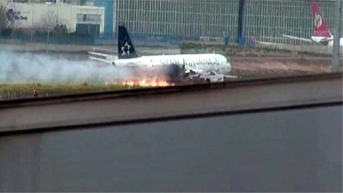 Uçağın Motoru Havada Alev Aldı,atatürk Havalimanı\'na Acil İniş Yaptı
