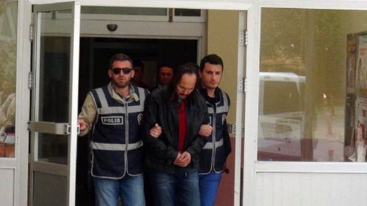 Uyuşturucu Komasındaki Arkadaşını Ölüme Terk Edip Kaçtı