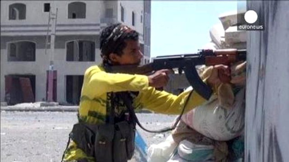 Yemen\'in Aden Kentinde Milis Gruplar Arasındaki Çatışmalar Devam Ediyor