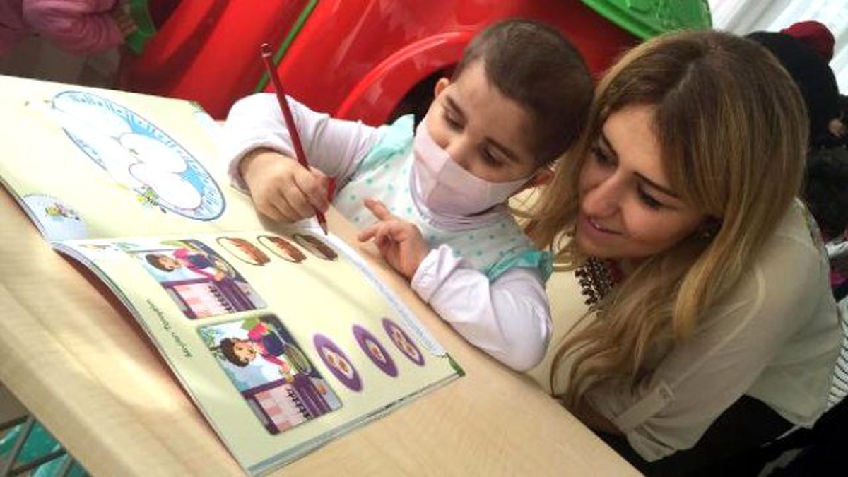 Gönüllü Gençler Lösemili Çocuklar İçin Oyun Odası Kurdu