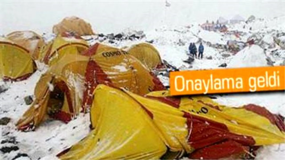 Google Yöneticisi de Everest\'de Hayatını Kaybedenler Arasında
