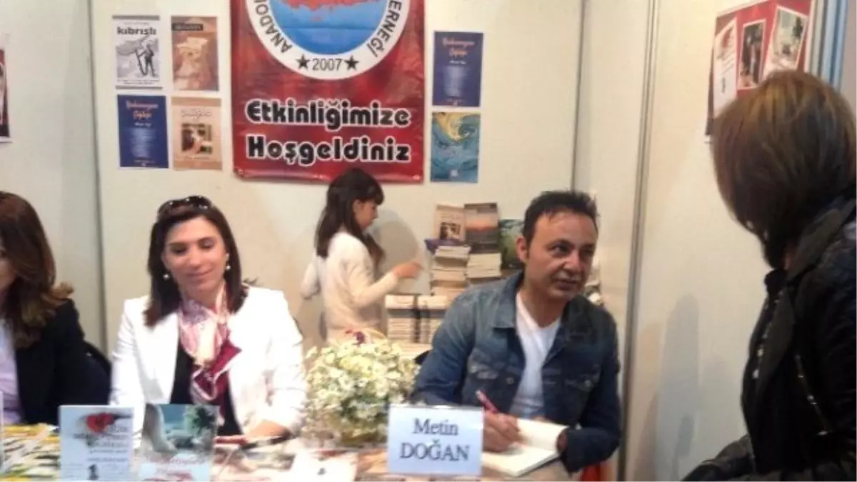 Metin Doğan İzmirli Okuyucularla Buluştu