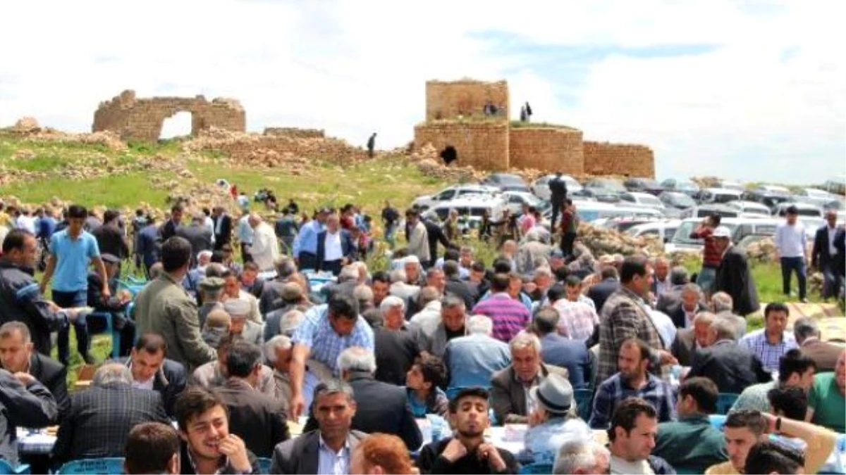 Mezra Yolu, 35 Yıl Sonra Yapılınca Köylüler Mevlit Verdi