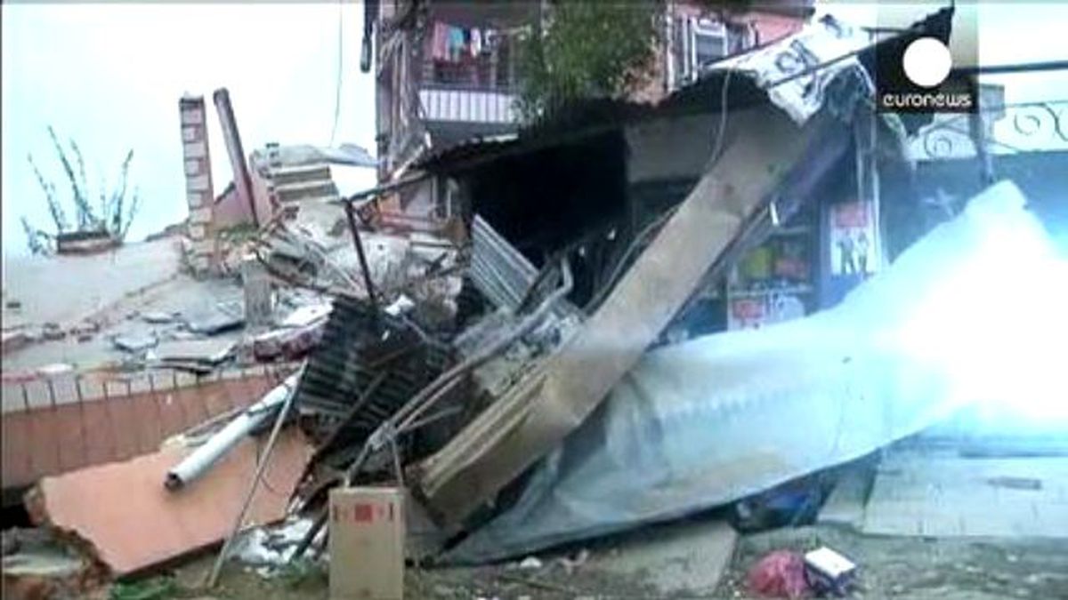 Nepal\'in Başkenti Katmandu Harabeye Döndü