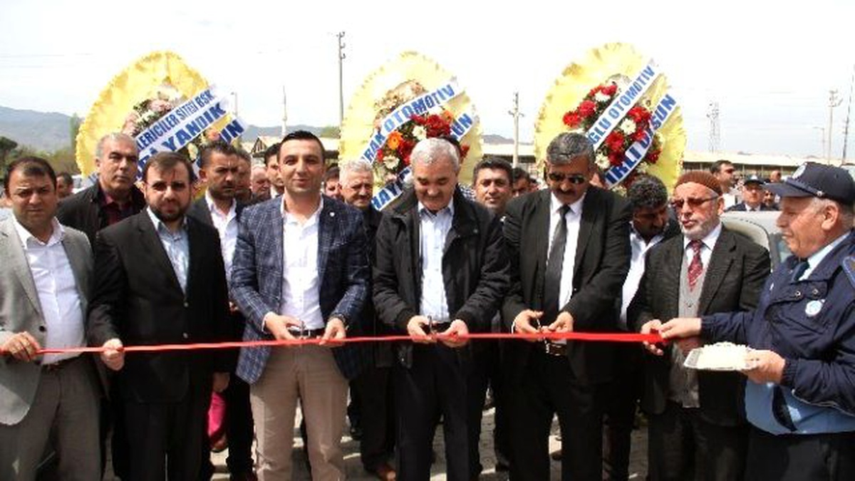 Osmancık\'ta İkinci El Oto Pazarı Açıldı