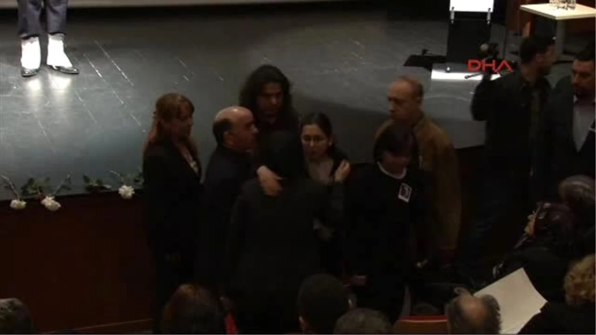 Sinanoğlu İçin Caddebostan Kültür Merkezi\'nde Anma Töreni