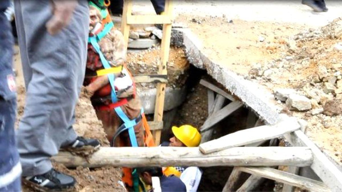Toprak Altında Kalan 1 İşçi Ağır Yaralandı