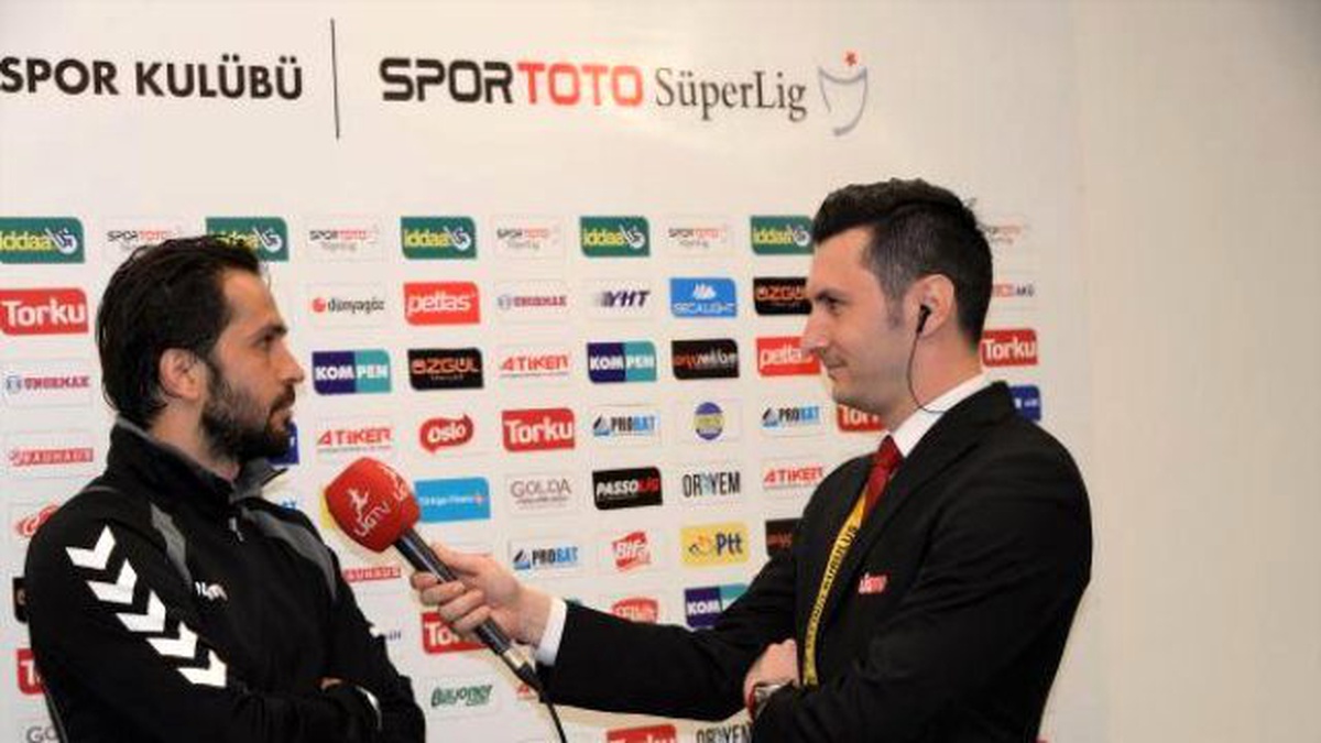 Torku Konyasporlu Ali Turan\'dan Canlı Yayında Evlenme Teklifi