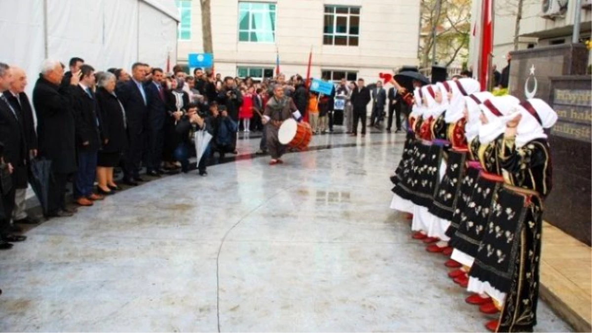 Uluslararası Festivalde Hilvan Rüzgarı Esti