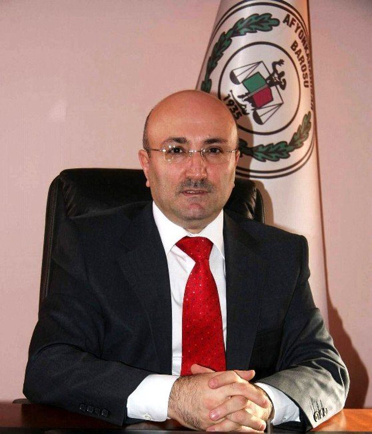 Afyonkarahisar Baro Başkanından Aym\'ye Başvuru