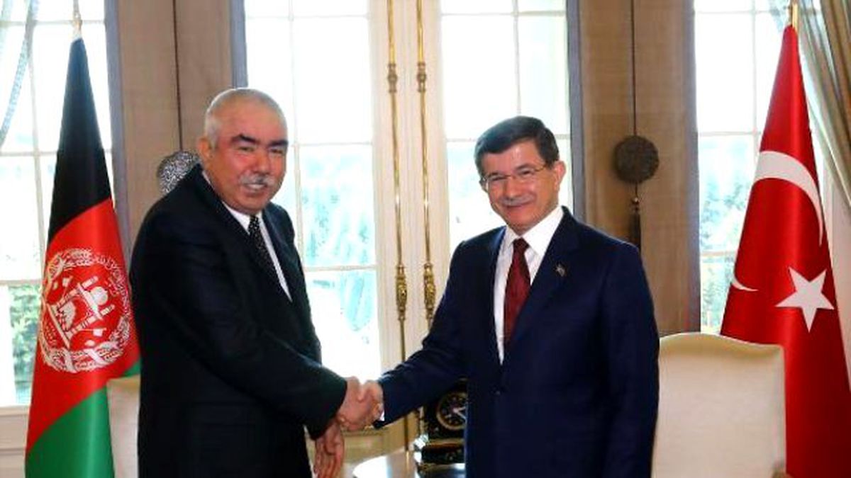 Başbakan Davutoğlu, Dostum ile Görüştü