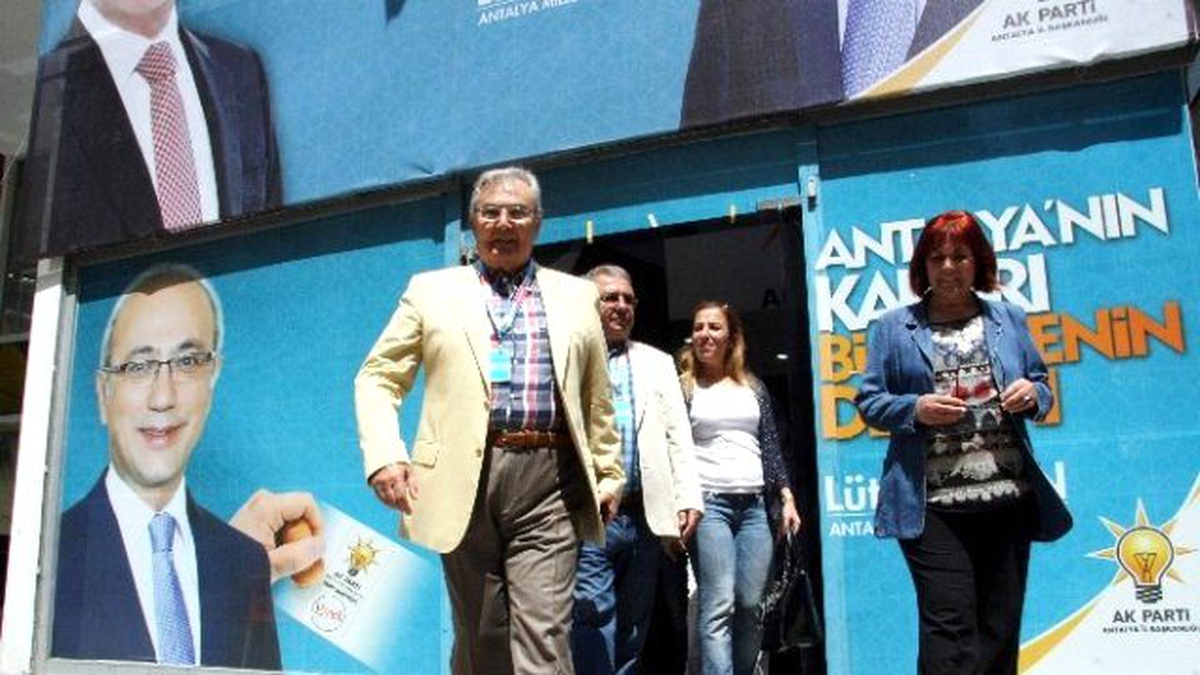 Baykal: "Kimin Elinde Belge Varsa Yetkili Mercilere Verip Gereğini Yaptırmalı"