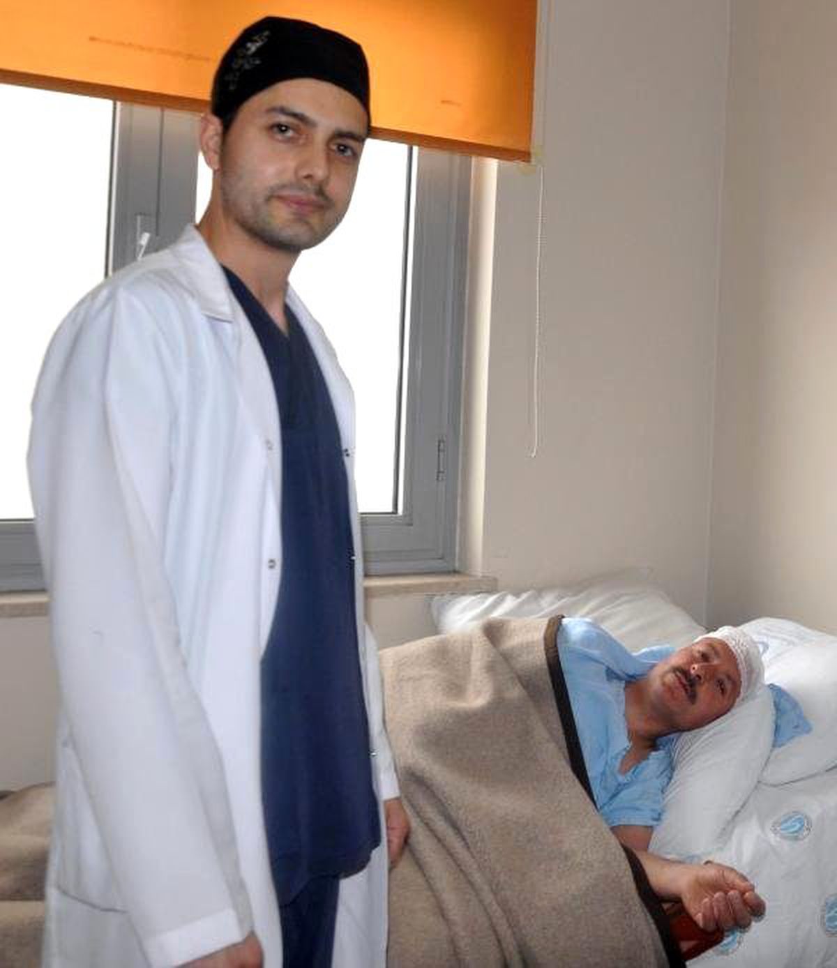 Bitlis Devlet Hastanesi\'nde İlk Kez Kapalı Fıtık Ameliyatı Yapıldı