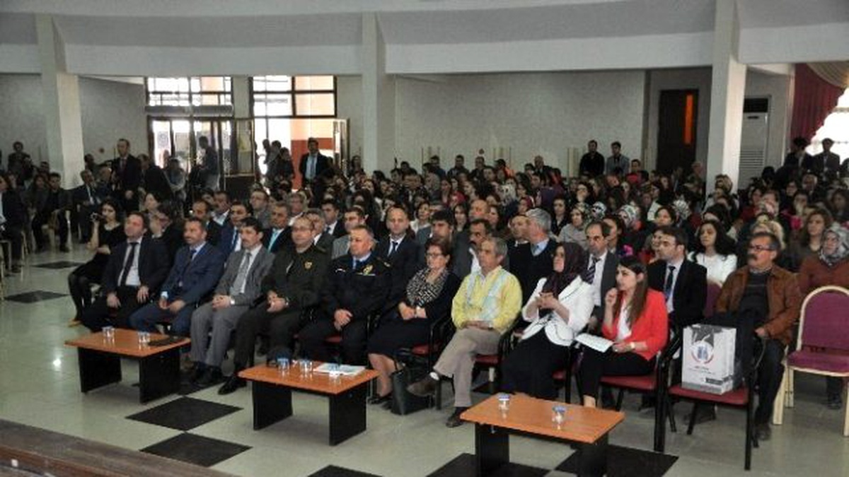 Bozüyük\'te Çocuk İstismarı ve İhmalini Önleme Konferansı
