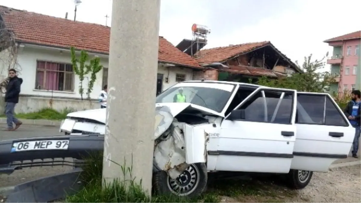 Çorum\'da Trafik Kazası: 1 Yaralı