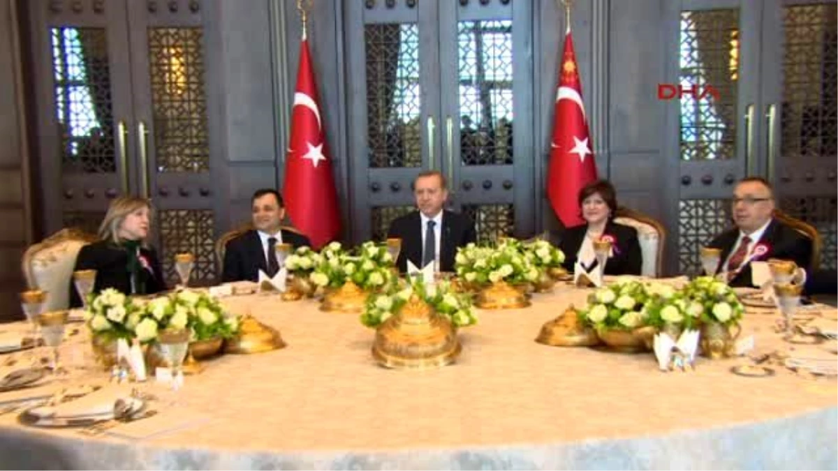 Cumhurbaşkanı Erdoğan?dan, Aym Başkanı ve Üyelerine Öğle Yemeği
