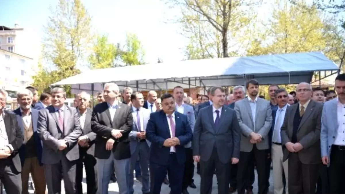 Ensar Vakfı Bilecik Şubesi\'nin Kermesi Törenle Açıldı