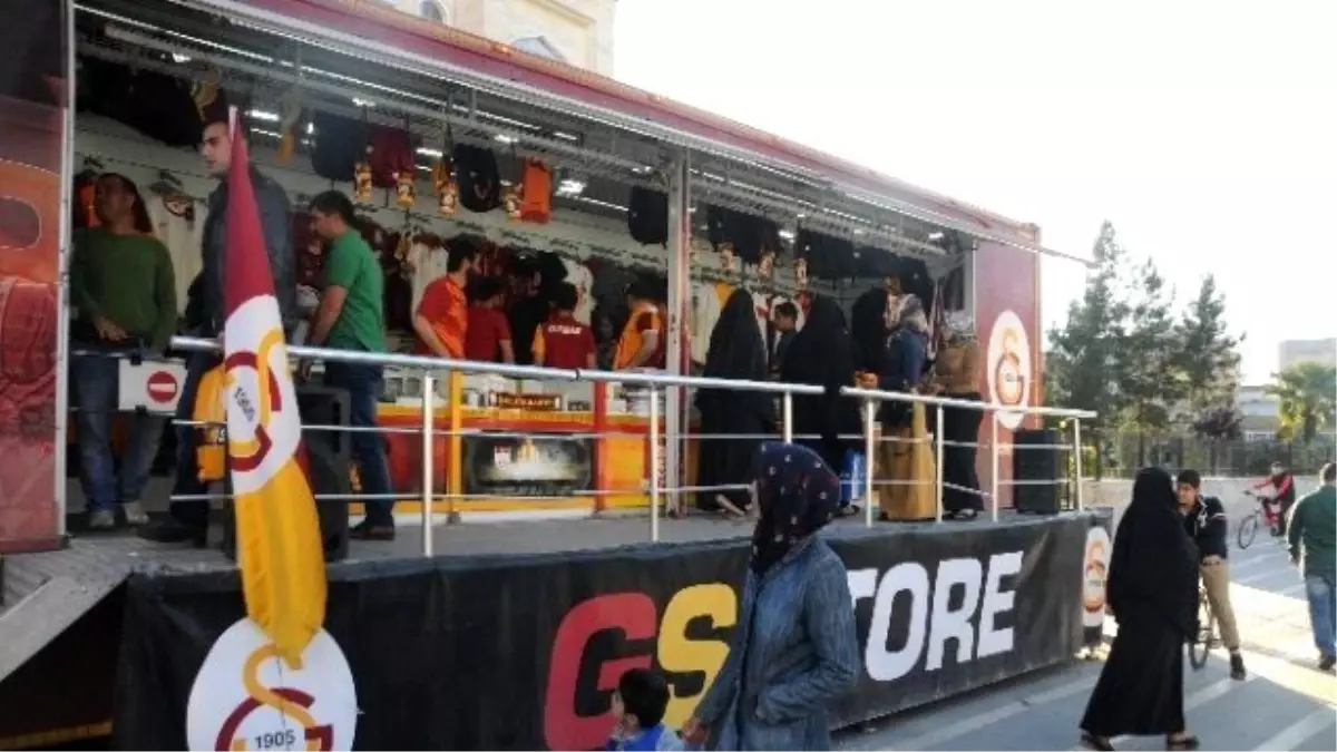 Gs Store Tır\'ı Cizre\'de