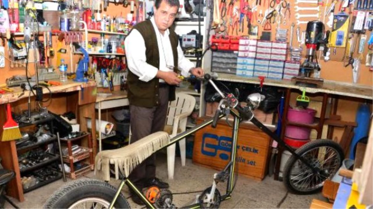 Turistlerin Lafına Bozuldu, İnat Uğruna Chopper Tarzı Bisiklet Üretti