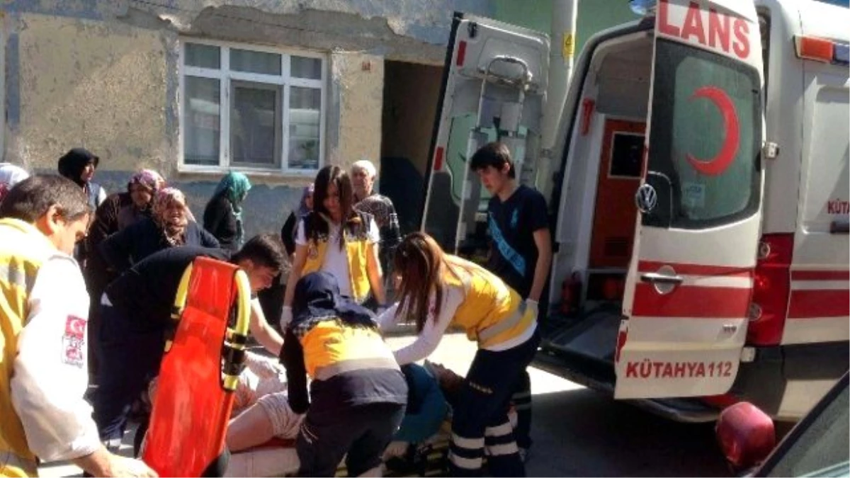 Kütahya\'da Evde Mahsur Kalan Kadını Polisler Kurtardı