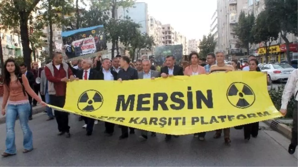 Mersin\'de Çernobil Yürüyüşü