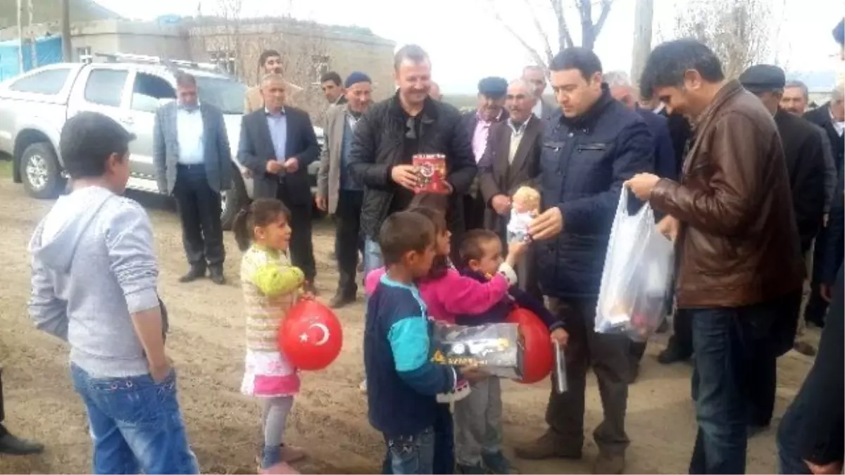 Vali Işın Stk Temsilcileriyle Kahvaltıda Bir Araya Geldi