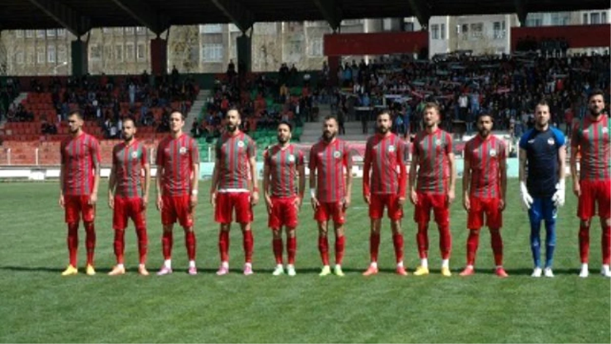 Yeni Diyarbakırspor, Üzdü Şimdi Tek Hedef Play – Off