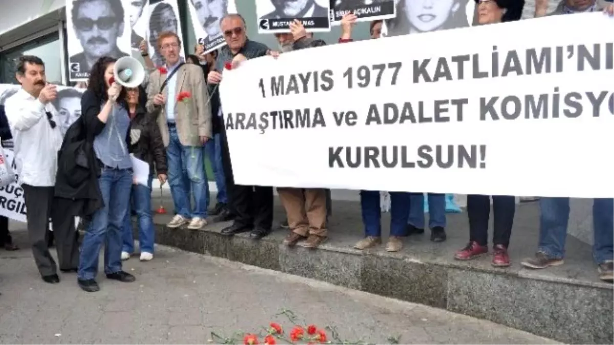 1 Mayıs 1977\'de Hayatını Kaybedenler Anıldı