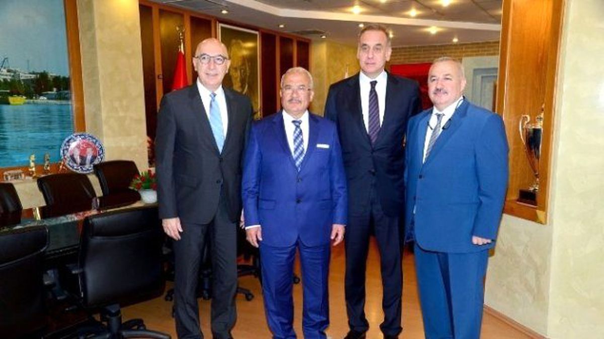 Arıboğan\'a Mersin\'den Tam Destek