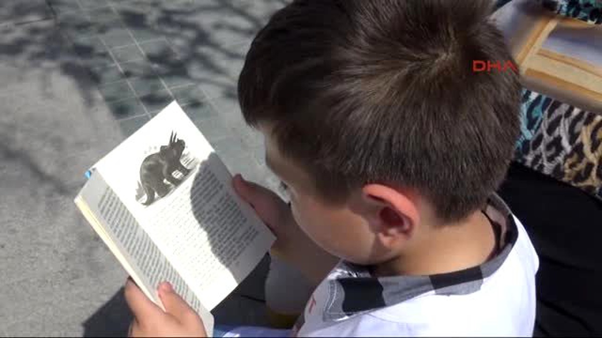 Bolu Öğrenciler, Anneleriyle Birlikte Kitap Okudu