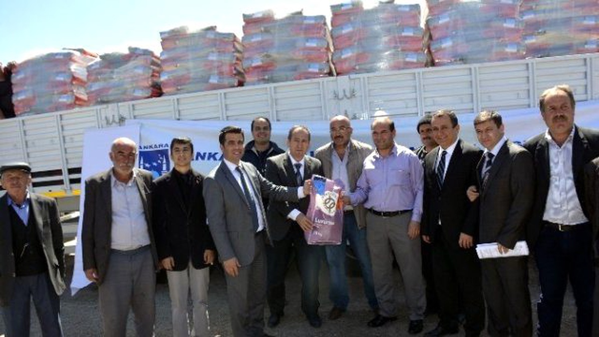Büyükşehir Belediyesi\'nden Kazanlı Çiftçilere Destek