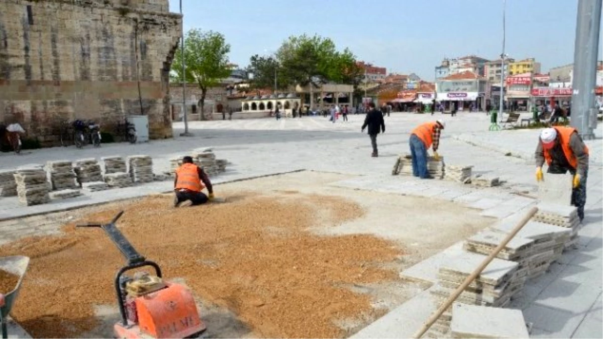 Ereğli\'de Ulu Cami Meydanı Düzenleniyor