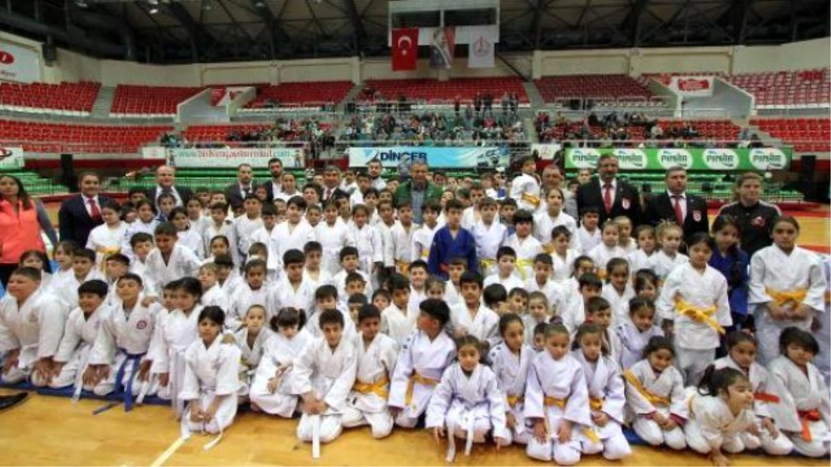 Karşıyaka\'da Judo Festivali