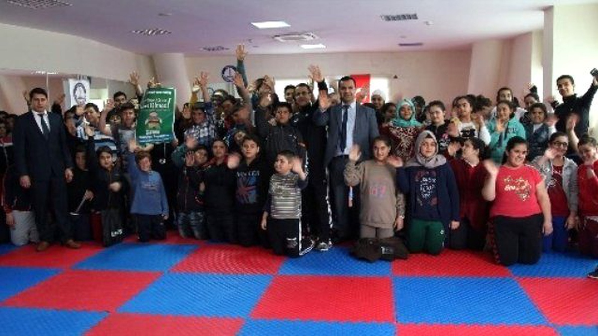 Spor Yapan Çocuklar Obez Olmaz
