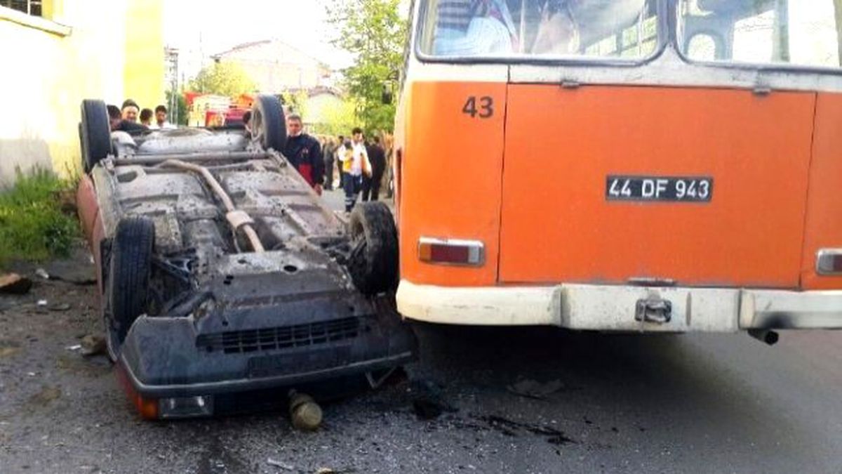 Takla Atan Araçtan Burnu Bile Kanamadan Çıktı