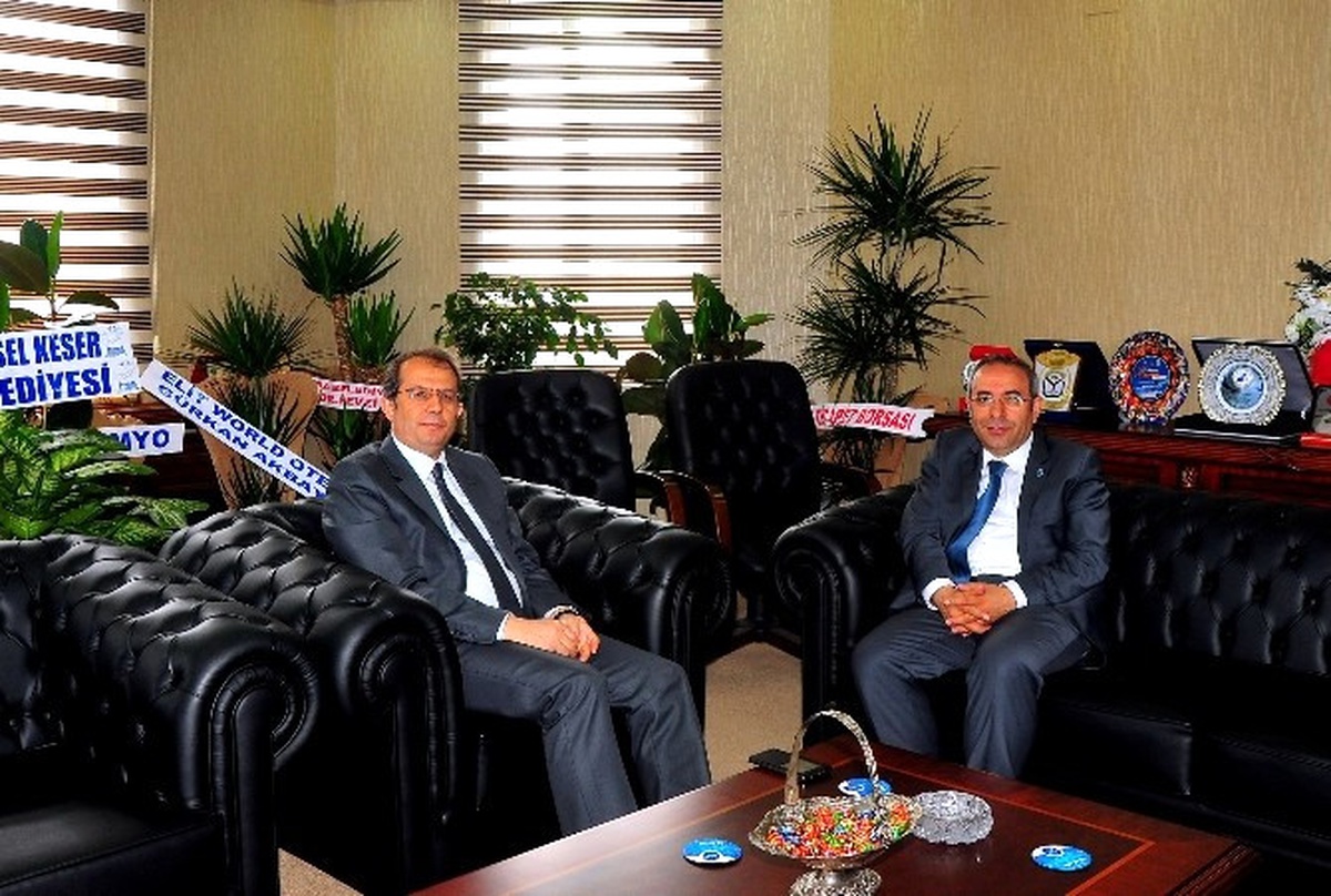 Vali Taşyapan Rektör Battal\'ı Ziyaret Etti