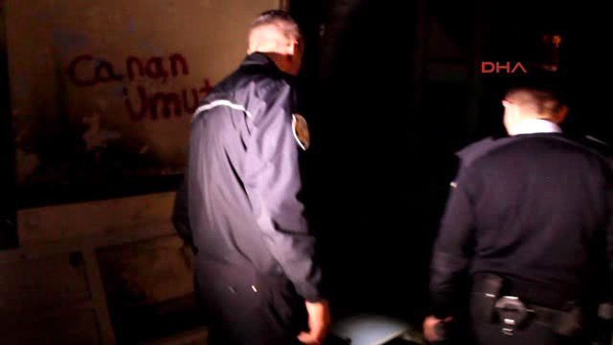 Zonguldak Ereğli Metruk Binada Bulunan Çocuk Ailesine Teslim Edildi