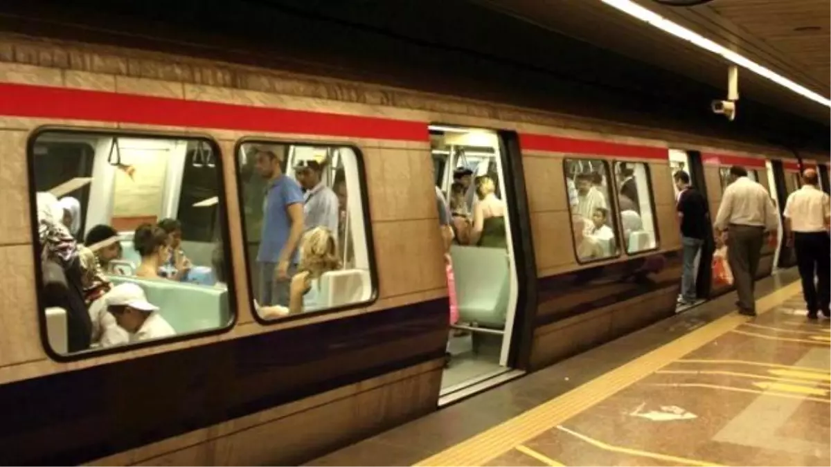 1 Mayıs\'ta Taksim\'e Giden Metro Seferleri İptal, Hava Sahası da Kapatıldı