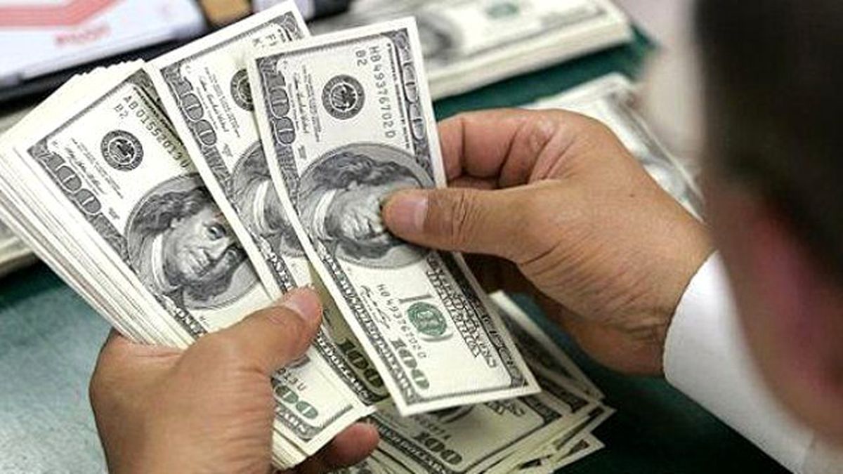 ABD Ekonomisinde Düşük Büyüme Doları 2 Kuruş Düşürdü