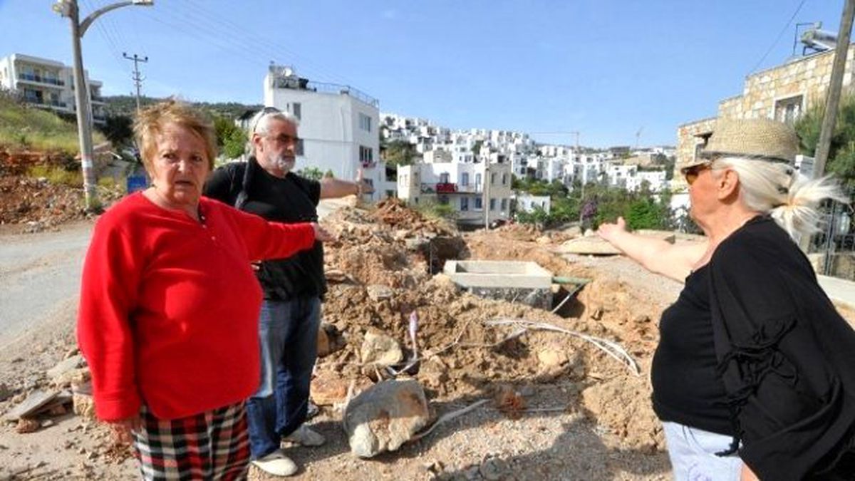 Bodrum\'da DSİ\'nin Açtığı Çukur Tehlikeye Neden Oluyor