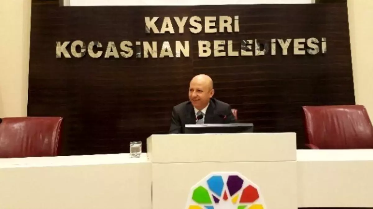 Çolakbayrakdar, Çocuklara Belediyeciliği Anlattı