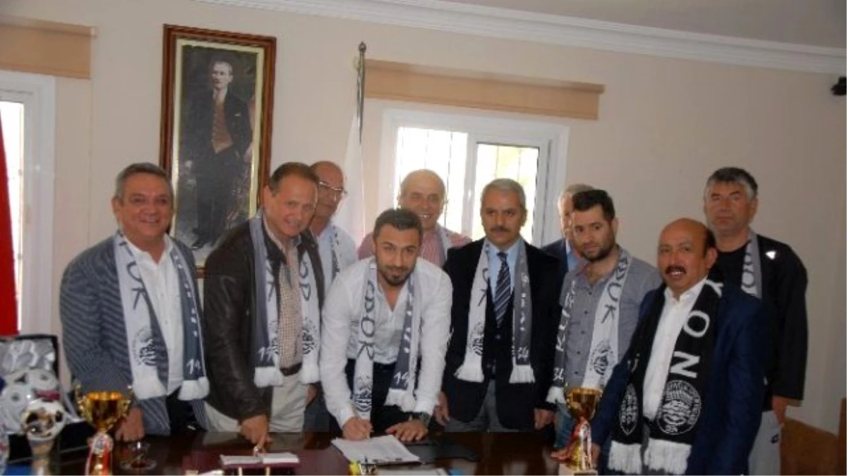 Gürkan Ferhatoğlu, Kuşadası Gençlikspor\'un Yeni Teknik Direktörü Oldu
