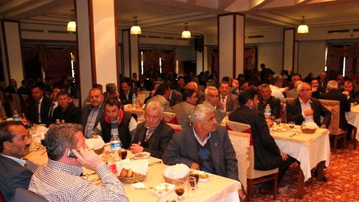Kavaklıoğlu, Muhtarlarla Buluştu