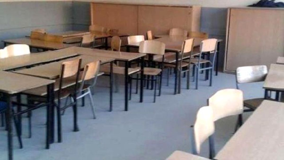 Kosava\'da İlk, Orta ve Üniversitelerde 26 Bin Eğitmen Derslere Girmedi