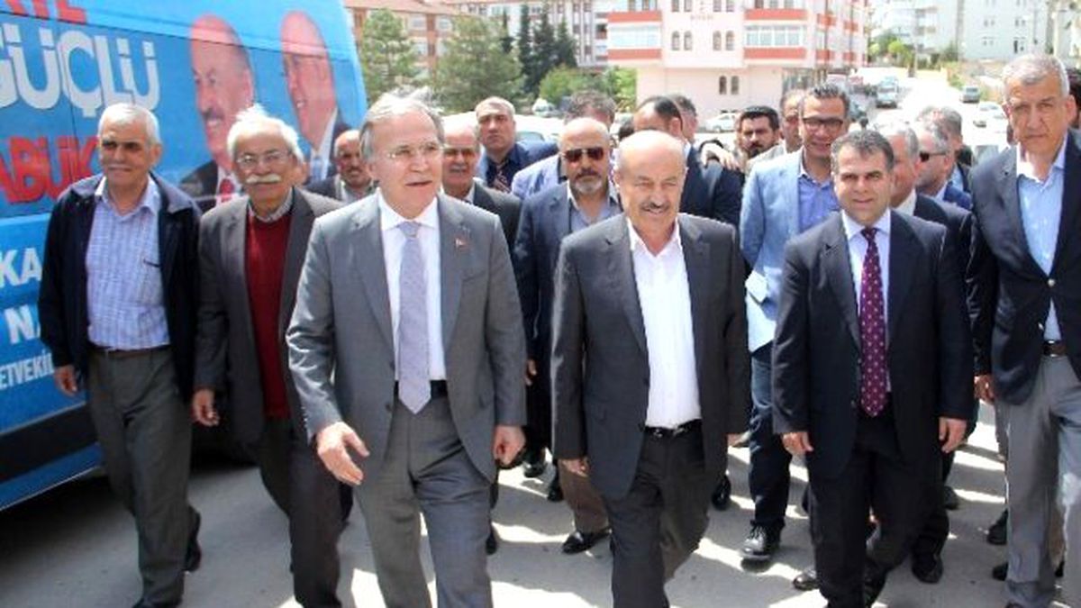 Şahin\'den Muhalefete \'Uyanık Tüccar\' Göndermesi
