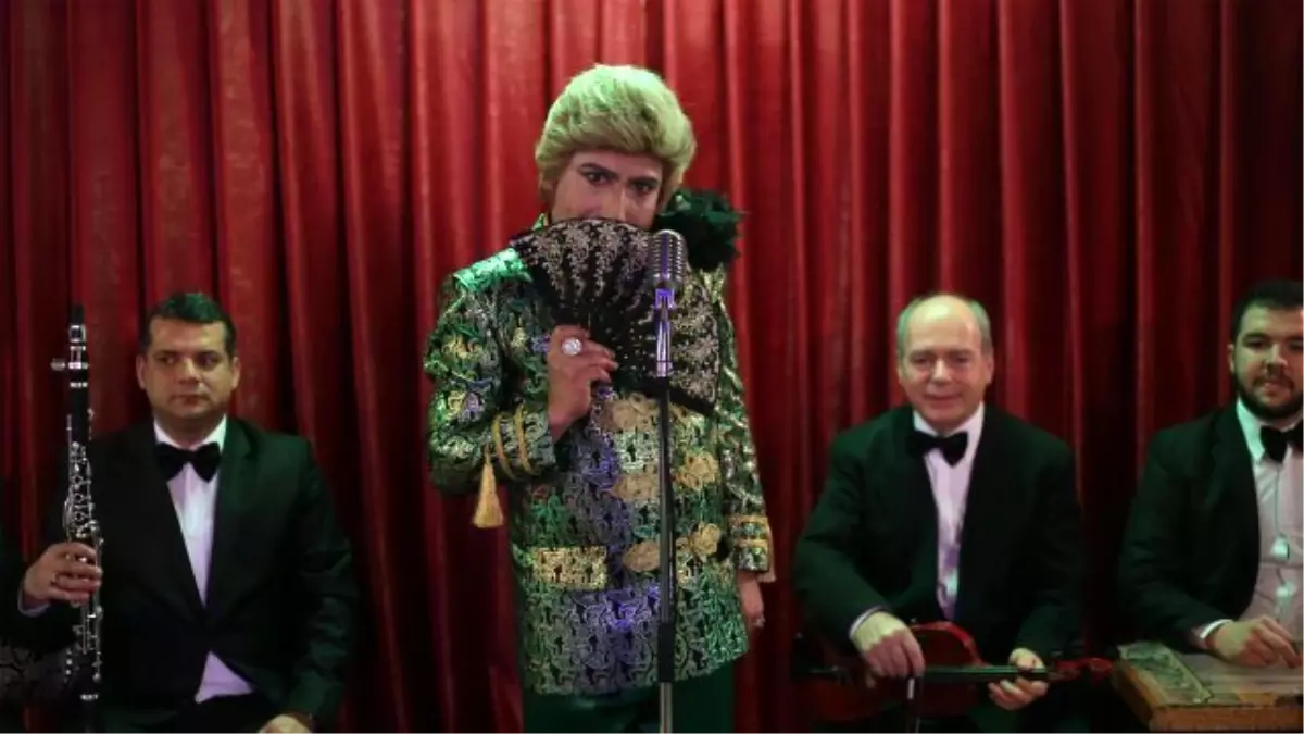 Sanat Güneşi Zeki Müren Seksenler\'de