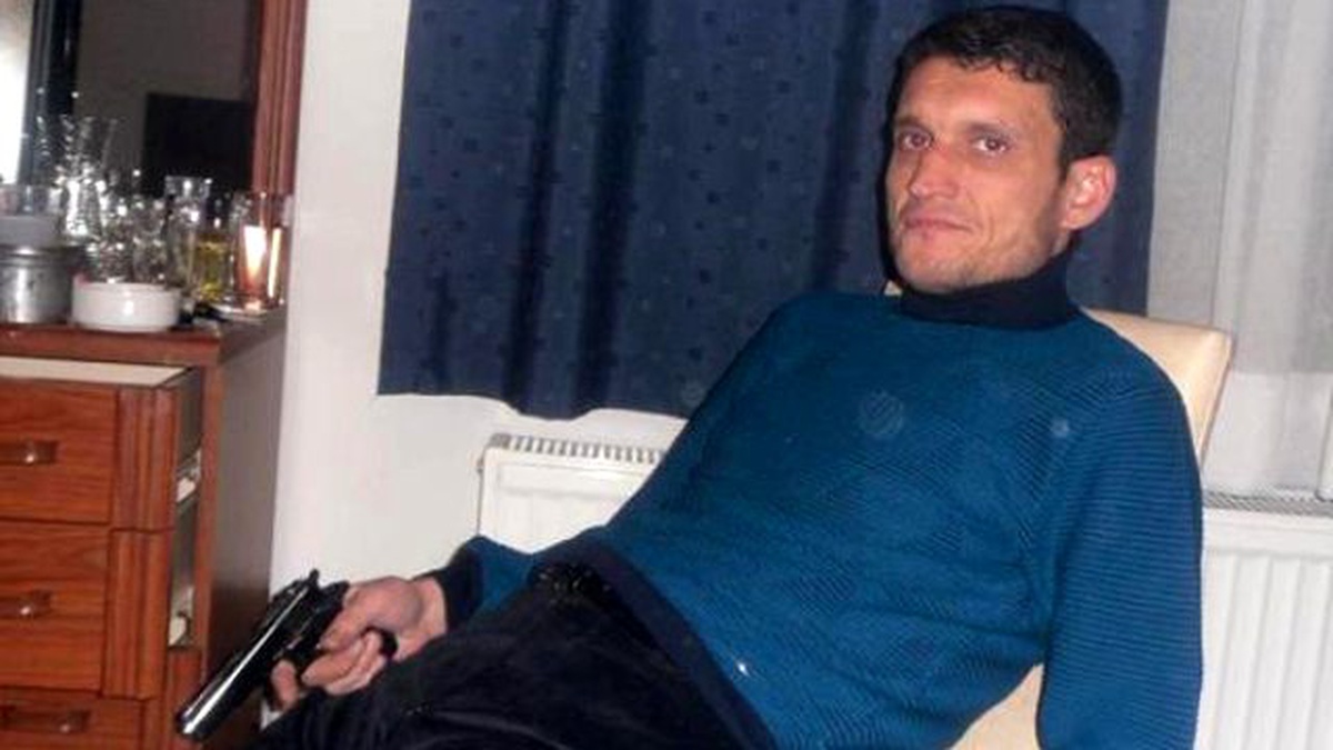 Sokakta Tartıştığı Cezaevi Arkadaşını Öldürdü