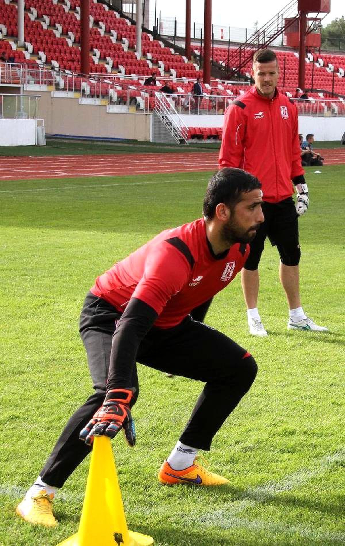 Balıkesirspor Kalesinde Rekabet Kızıştı