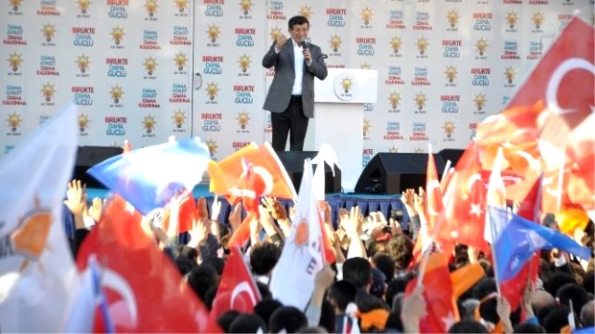 Başbakan Ahmet Davutoğlu Aksaray\'da