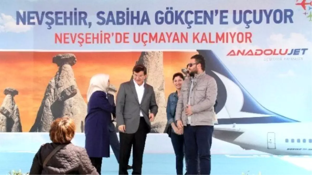 Başbakan Ahmet Davutoğlu Nevşehir\'de